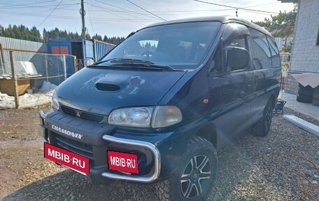 Mitsubishi Delica IV, 1996 год, 500 000 рублей, 3 фотография