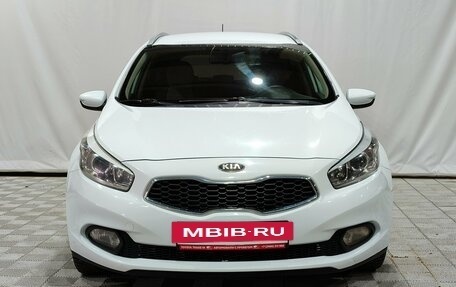 KIA cee'd III, 2013 год, 990 000 рублей, 2 фотография