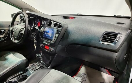 KIA cee'd III, 2013 год, 990 000 рублей, 14 фотография