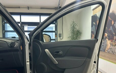 Renault Logan II, 2021 год, 1 140 000 рублей, 7 фотография