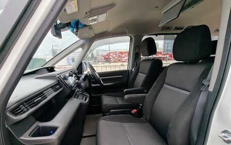 Honda Stepwgn IV, 2021 год, 2 250 000 рублей, 10 фотография