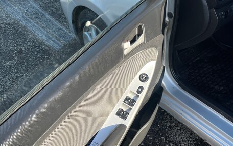 Hyundai Solaris II рестайлинг, 2013 год, 444 000 рублей, 18 фотография