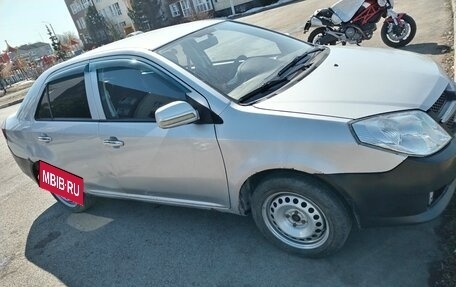 Geely MK I рестайлинг, 2013 год, 500 000 рублей, 3 фотография