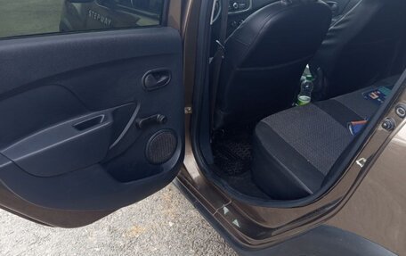 Renault Sandero II рестайлинг, 2019 год, 1 200 000 рублей, 10 фотография