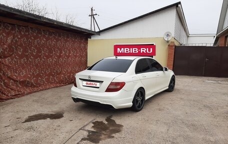Mercedes-Benz C-Класс, 2012 год, 1 100 000 рублей, 5 фотография