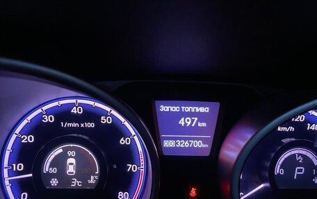 Hyundai ix35 I рестайлинг, 2012 год, 800 000 рублей, 9 фотография