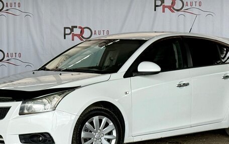 Chevrolet Cruze II, 2012 год, 600 000 рублей, 3 фотография