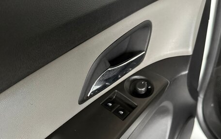 Chevrolet Cruze II, 2012 год, 600 000 рублей, 7 фотография