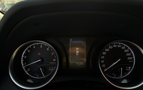 Toyota Camry, 2019 год, 2 650 000 рублей, 2 фотография