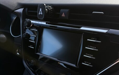 Toyota Camry, 2019 год, 2 650 000 рублей, 9 фотография