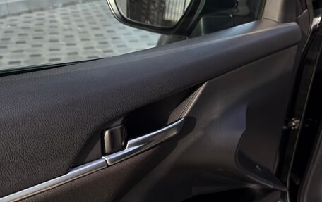 Toyota Camry, 2019 год, 2 650 000 рублей, 17 фотография