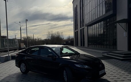 Toyota Camry, 2019 год, 2 650 000 рублей, 32 фотография