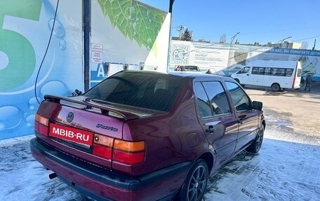 Volkswagen Vento, 1994 год, 220 000 рублей, 1 фотография