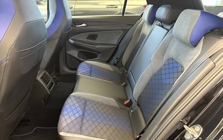 Volkswagen Golf R, 2022 год, 6 300 000 рублей, 11 фотография