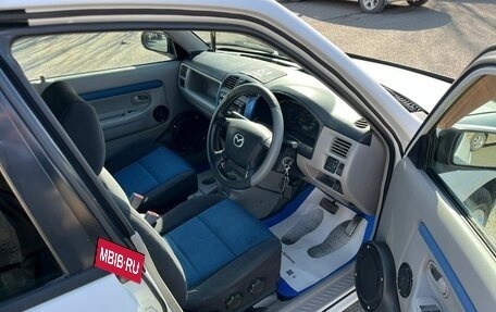 Mazda Demio III (DE), 2001 год, 399 999 рублей, 13 фотография