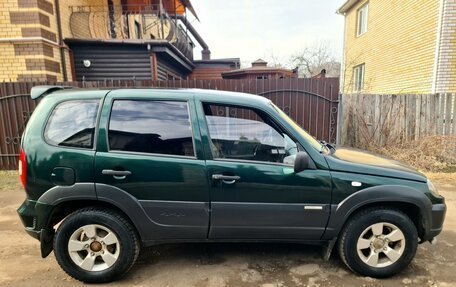 Chevrolet Niva I рестайлинг, 2005 год, 265 000 рублей, 3 фотография