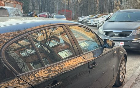 BMW 1 серия, 2011 год, 850 000 рублей, 5 фотография