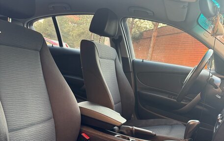 BMW 1 серия, 2011 год, 850 000 рублей, 10 фотография