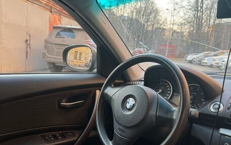 BMW 1 серия, 2011 год, 850 000 рублей, 11 фотография
