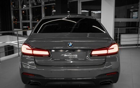 BMW 5 серия, 2021 год, 5 499 000 рублей, 13 фотография