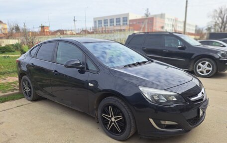 Opel Astra J, 2012 год, 800 000 рублей, 2 фотография