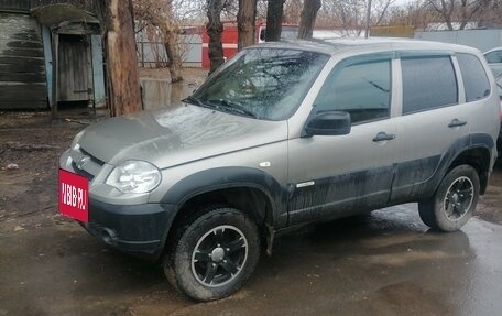 Chevrolet Niva I рестайлинг, 2017 год, 700 000 рублей, 7 фотография