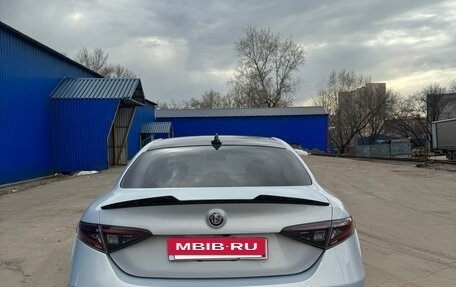 Alfa Romeo Giulia II, 2021 год, 3 600 000 рублей, 6 фотография