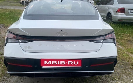 Hyundai Elantra, 2024 год, 2 399 000 рублей, 4 фотография