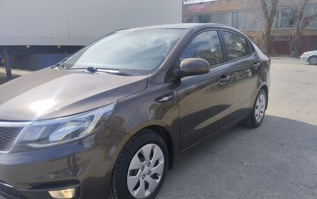 KIA Rio III рестайлинг, 2016 год, 938 000 рублей, 2 фотография