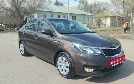 KIA Rio III рестайлинг, 2016 год, 938 000 рублей, 4 фотография