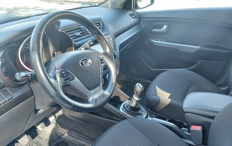 KIA Rio III рестайлинг, 2016 год, 938 000 рублей, 18 фотография