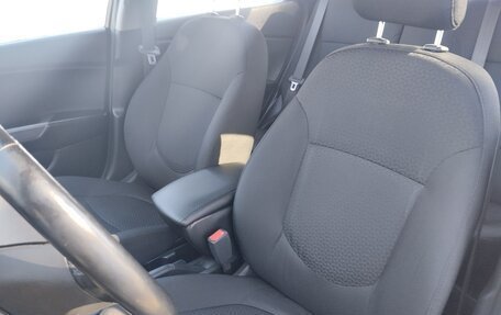 KIA Rio III рестайлинг, 2016 год, 938 000 рублей, 23 фотография