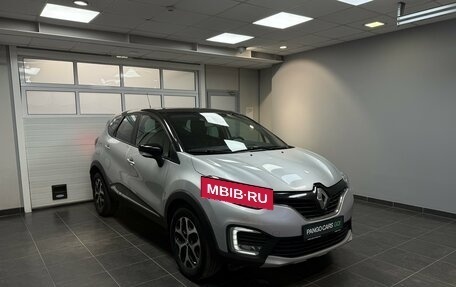 Renault Kaptur I рестайлинг, 2017 год, 1 325 000 рублей, 3 фотография