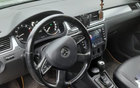 Skoda Rapid I, 2015 год, 800 000 рублей, 13 фотография