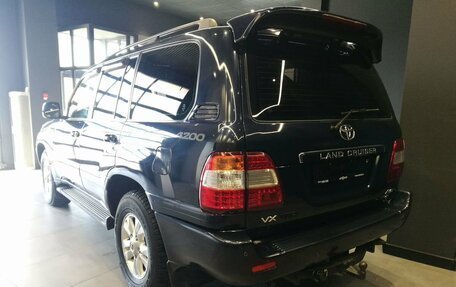 Toyota Land Cruiser 100 рестайлинг 2, 1998 год, 1 600 000 рублей, 3 фотография