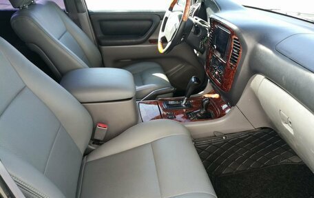 Toyota Land Cruiser 100 рестайлинг 2, 1998 год, 1 600 000 рублей, 16 фотография