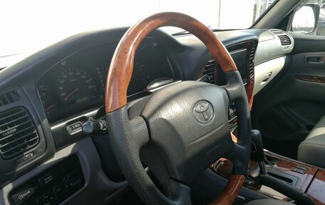 Toyota Land Cruiser 100 рестайлинг 2, 1998 год, 1 600 000 рублей, 22 фотография