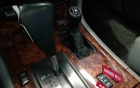 Toyota Land Cruiser 100 рестайлинг 2, 1998 год, 1 600 000 рублей, 15 фотография