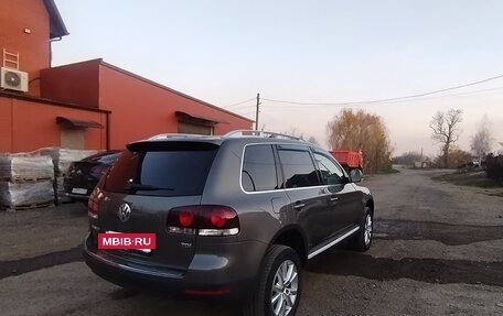 Volkswagen Touareg III, 2009 год, 1 250 000 рублей, 2 фотография
