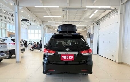 Toyota Wish II, 2011 год, 1 349 000 рублей, 5 фотография