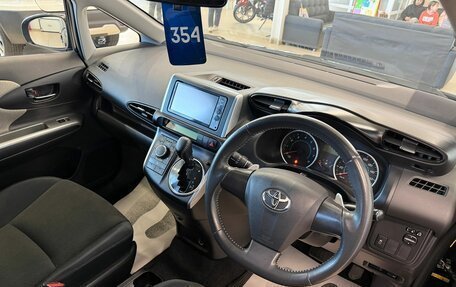 Toyota Wish II, 2011 год, 1 349 000 рублей, 11 фотография