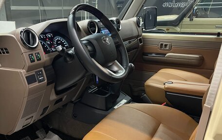 Toyota Land Cruiser 70, 2022 год, 9 200 000 рублей, 7 фотография