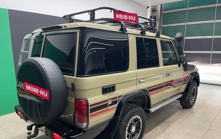Toyota Land Cruiser 70, 2022 год, 9 200 000 рублей, 6 фотография