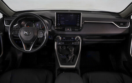 Toyota Land Cruiser 200, 2011 год, 2 999 000 рублей, 9 фотография