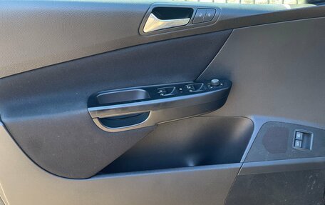 Volkswagen Passat B6, 2008 год, 659 000 рублей, 14 фотография