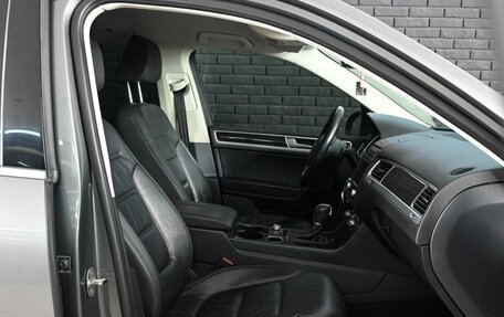 Volkswagen Touareg III, 2015 год, 3 290 000 рублей, 13 фотография