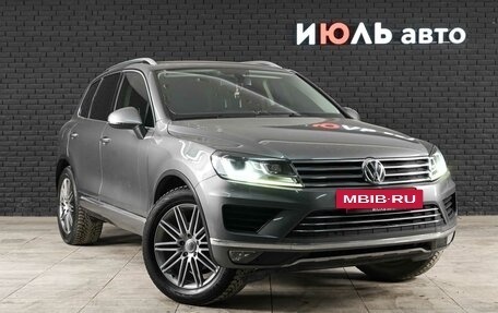 Volkswagen Touareg III, 2015 год, 3 290 000 рублей, 3 фотография