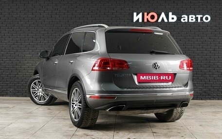 Volkswagen Touareg III, 2015 год, 3 290 000 рублей, 6 фотография