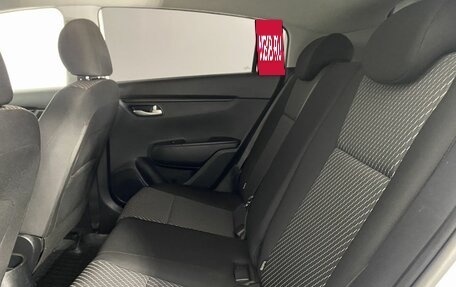 KIA Rio IV, 2019 год, 1 550 000 рублей, 6 фотография