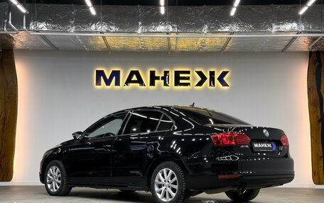 Volkswagen Jetta VI, 2011 год, 850 000 рублей, 6 фотография